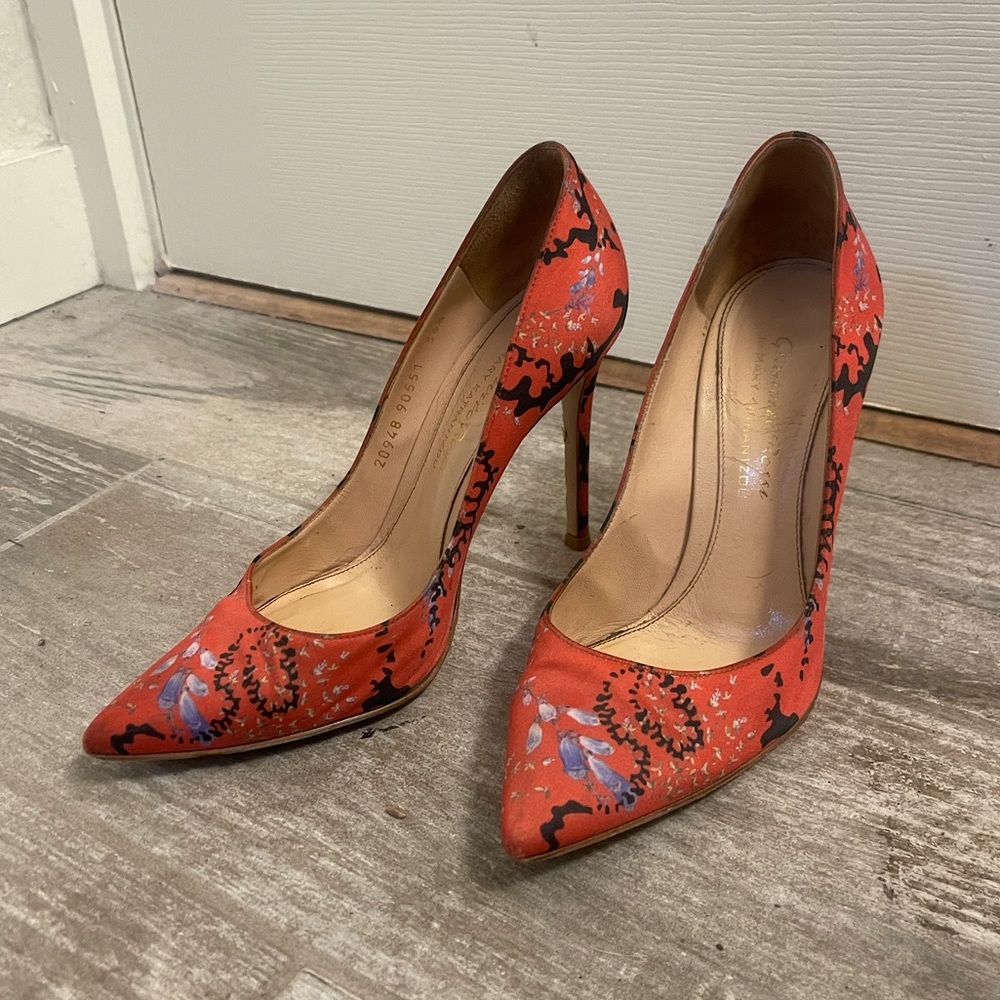 GORGEOUS!! Gianvito Rossi x Mary Katrantzou Lisa printed heels 36.5